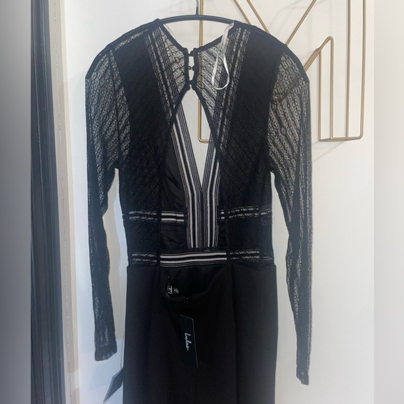 NWT Lulu’s Long-Sleeve Lace Jumpsuit - Picture 3 of 5